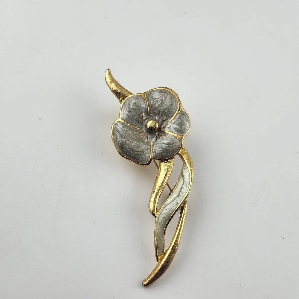 Vintage Gold‎ Tone And Enamel Flower Brooch